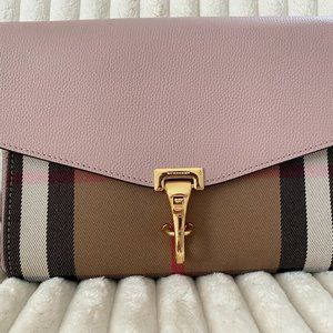 Burberry Pink House Check Medium Shoulder bag/ Calf skin and fabric, gold detail